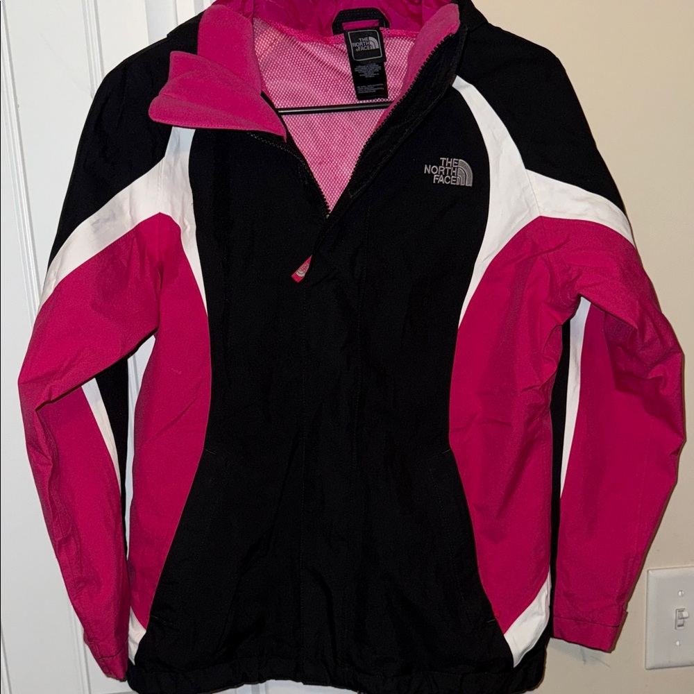 The North Face Women's Black and Pink Ski Jacket